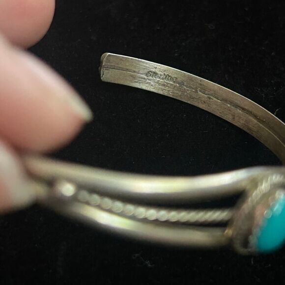 Vintage 0.5” Thick Navajo Turquoise and Sterling Silver Cuff Bracelet - Picture 5 of 9